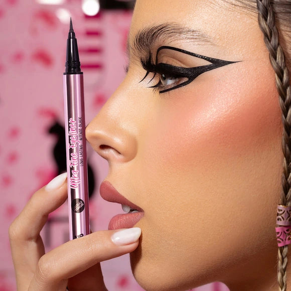 ULTRA FINE EYELINER
